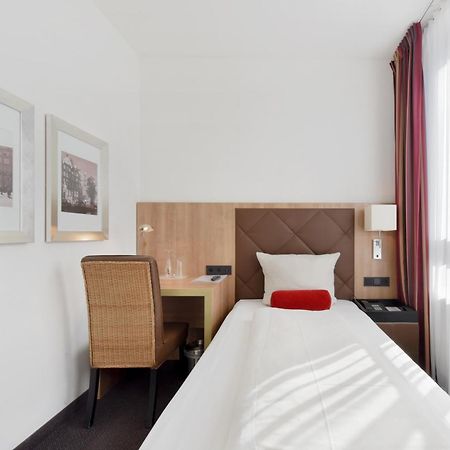 Achat Hotel Muenchen Sued Pokoj fotografie