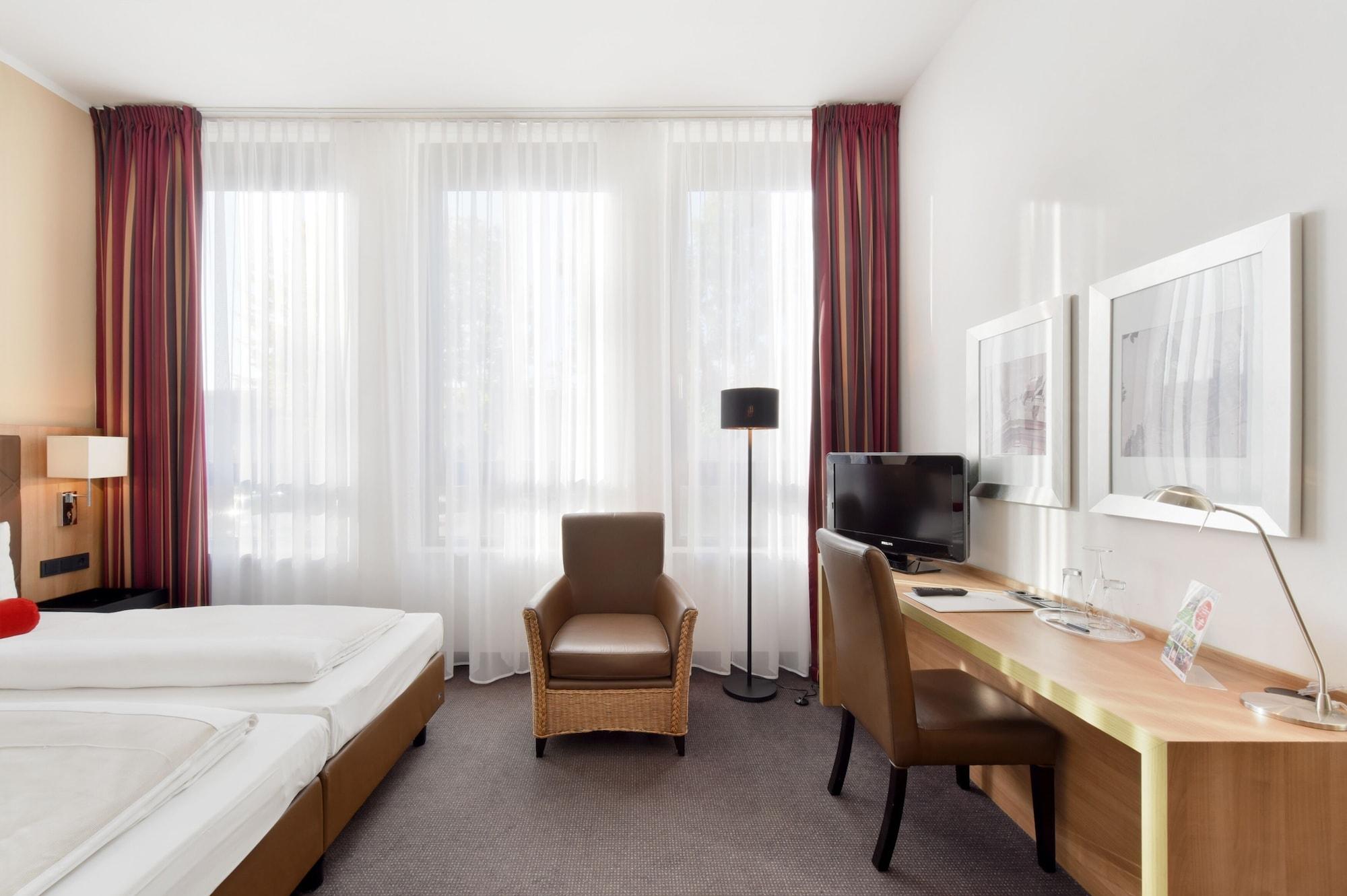 Achat Hotel Muenchen Sued Exteriér fotografie