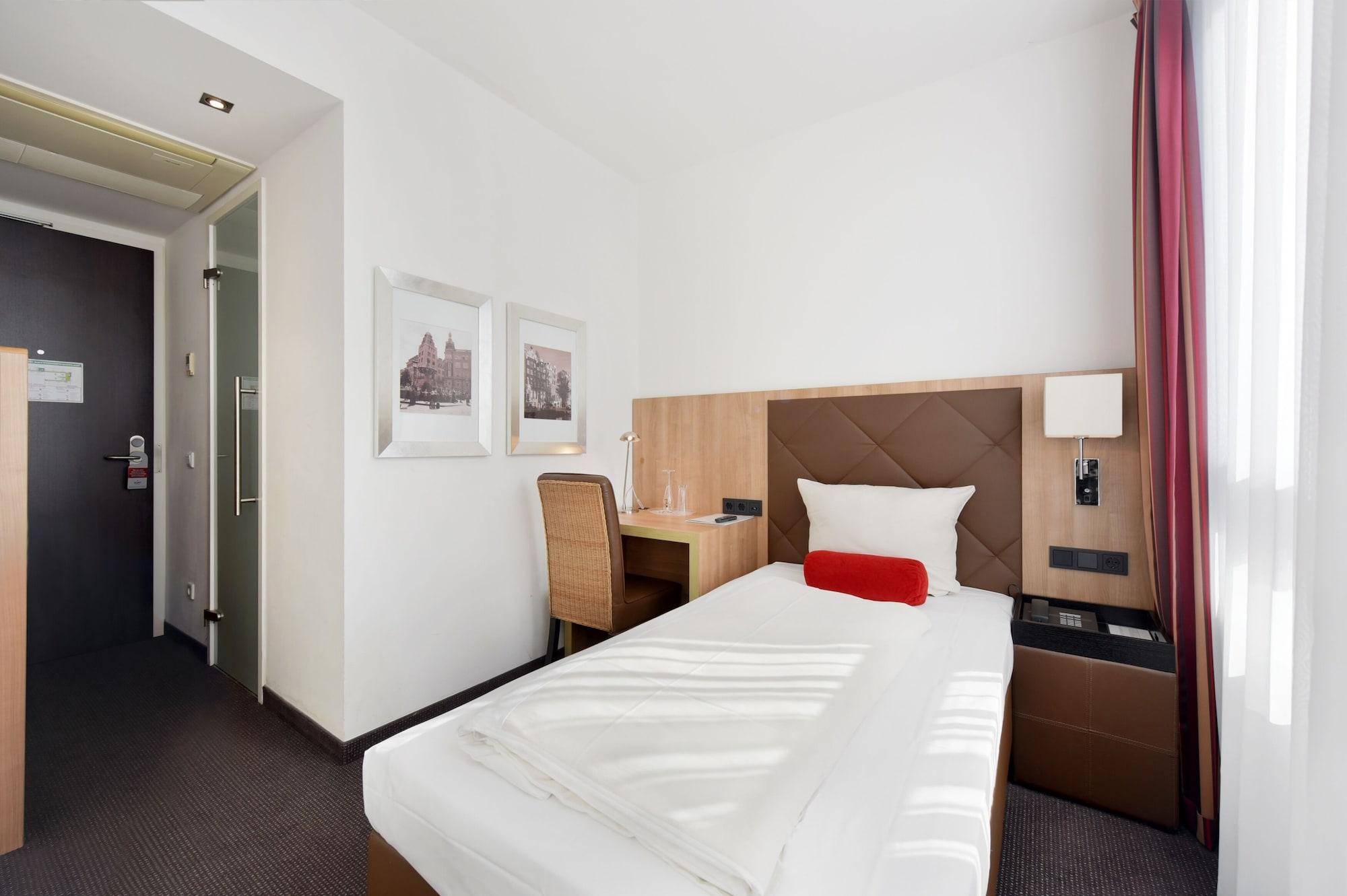 Achat Hotel Muenchen Sued Exteriér fotografie