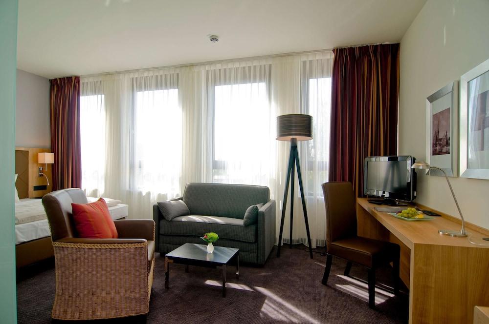 Achat Hotel Muenchen Sued Exteriér fotografie